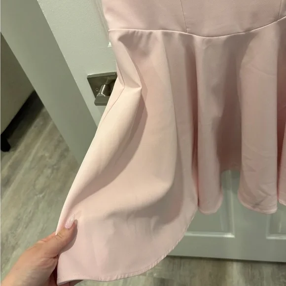 Dynamite Light Pink Garment - Picture 4 of 7